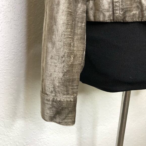 Cabi Sunday Topper platinum velvet velour button front jacket size Small #3377 - Picture 6 of 16